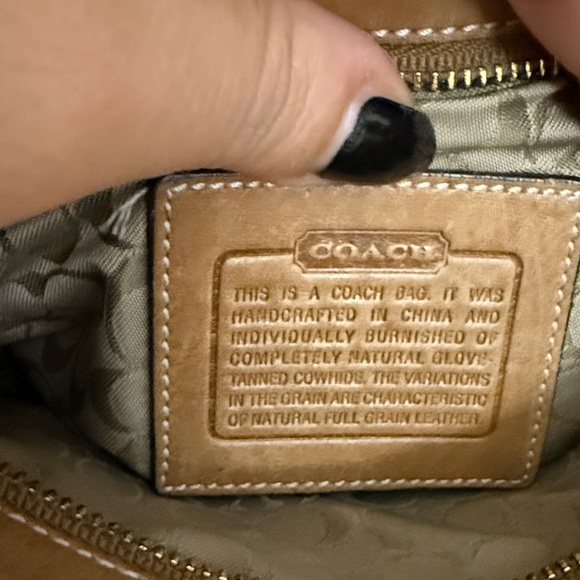 Preloved Y2K mini Coach shoulder bag - Picture 9 of 13